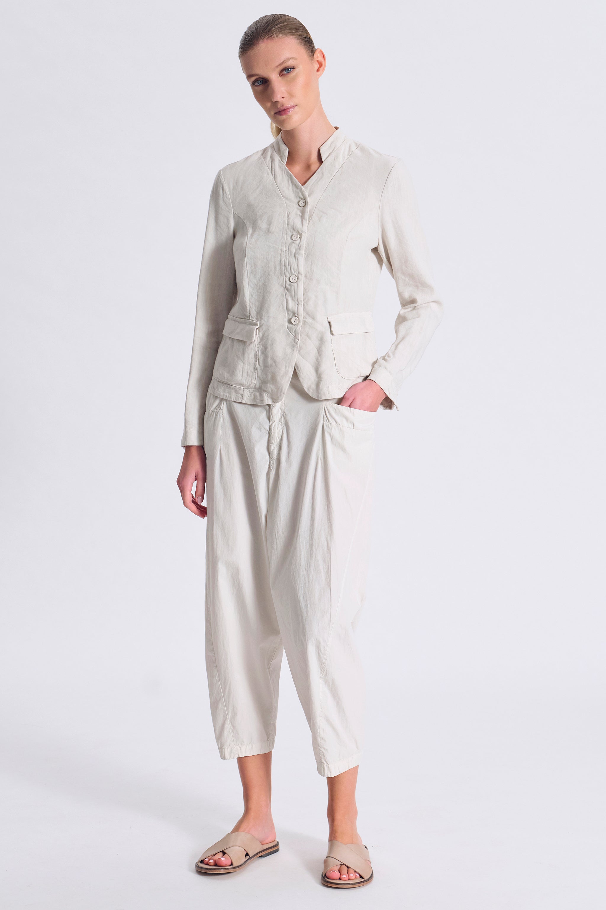 【TRANSIT】レザージャケット Stretch linen and viscose jacket | 1017.CFDTRCC120.01 – Transit