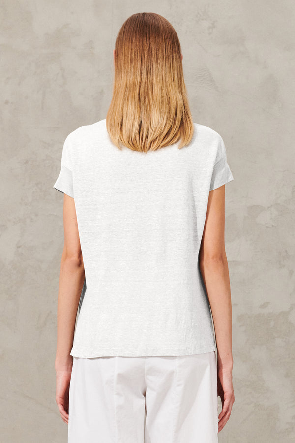 V-neck t-shirt in linen jersey with knitted inserts on the neck and sleeves | 1011.CFDTRWK208.00