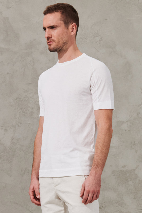 Roundneck regular-fit t-shirt in cotton jersey. knitted neck edge | 1011.CFUTRW1360.U00