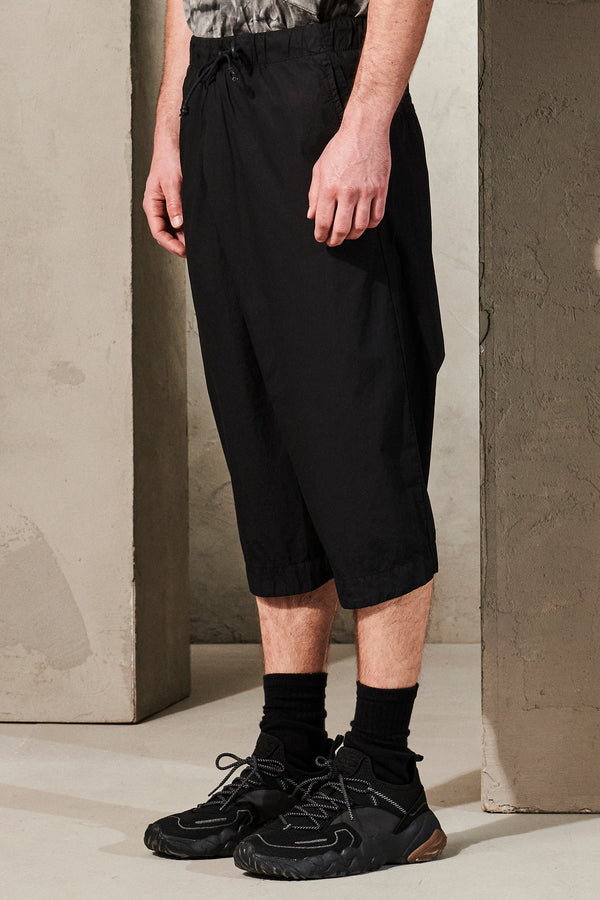 Cropped oversized trousers in light cotton with elastic and drawstring waist | 1011.CFUTRWB115.U10