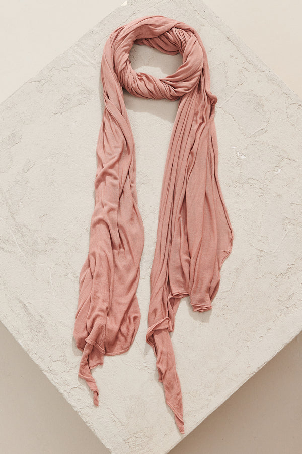Viscose knitted scarf | 1011.SCADTRW2000.07