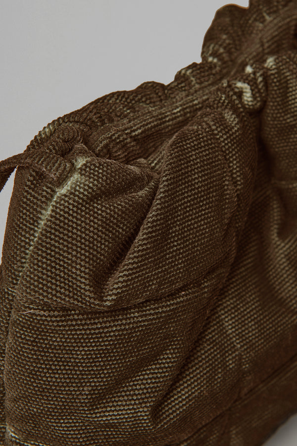 Borsa piccola trapuntata in misto cotone con tintura a freddo con chiusura a calamita | 1016.BGSDTRBT295E.119