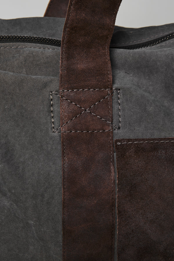 Thick, waxed leather and cotton gabardine anti-drip bag | 1016.BGSUTRB4001.U06