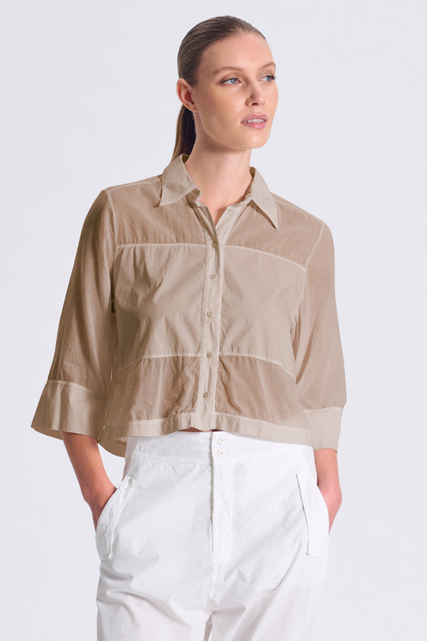 Camicia dalla linea a scatolina, in popeline di cotone stretch e mussola con bottoni in madreperla | 1017.CFDTDC-5002.135