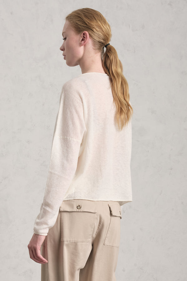Oversize boat-neck sweater made of extra-fine baby alpaca and wool yarn | 1019.CFDTDE-0900.105