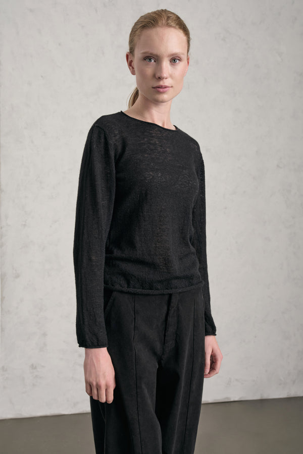 Boat-neck sweater in baby alpaca and wool yarn | 1019.CFDTDE-0901.901