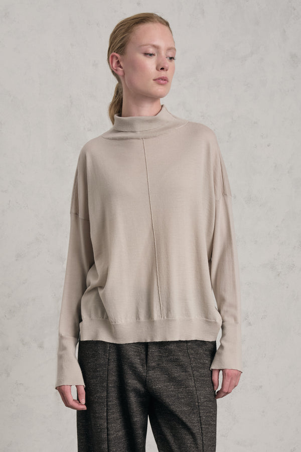 Oversize-Pullover mit Stehkragen aus extrafeinem Merino-Wollgarn | 1019.CFDTDE-1001.120