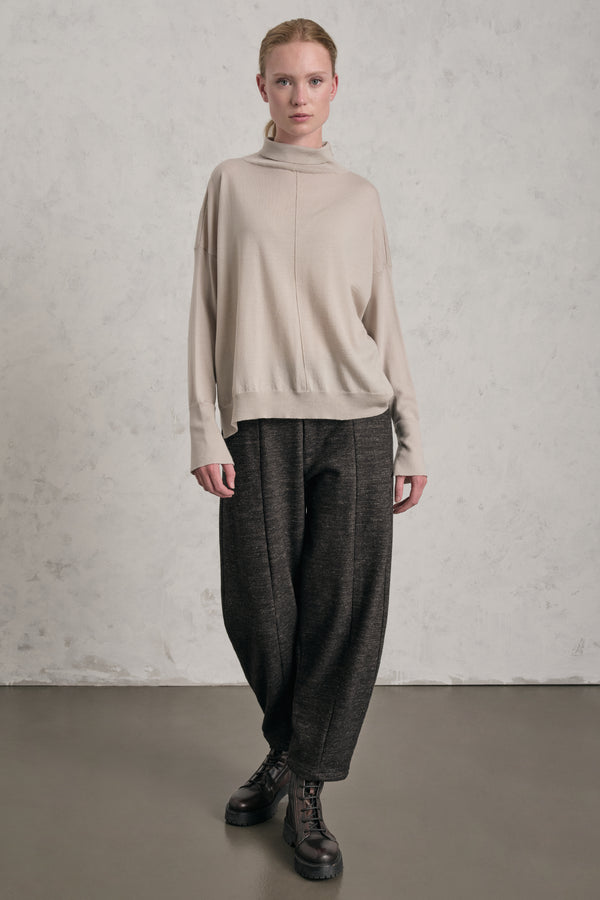 Oversize-Pullover mit Stehkragen aus extrafeinem Merino-Wollgarn | 1019.CFDTDE-1001.120