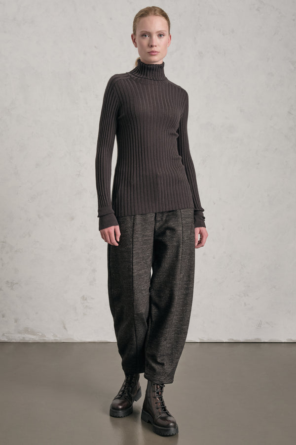 Turtleneck made of ultra-fine, wide-ribbed merino wool | 1019.CFDTDE-19542.490