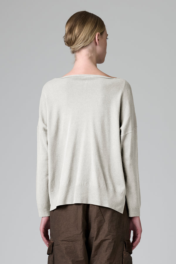 Maglia oversize in viscosa e lana. linea a scatola, collo a barchetta | 1016.CFDTRB11462.01