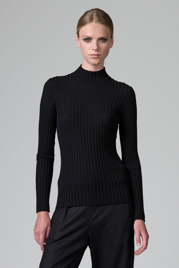 Maglia sottogiacca collo a lupetto in costina di lana extrafine | 1016.CFDTRB19543.10