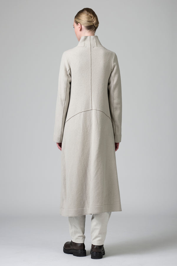 MMM「coat with elongated necklines」44 Long slim fit coat with high collar in wool and viscose with