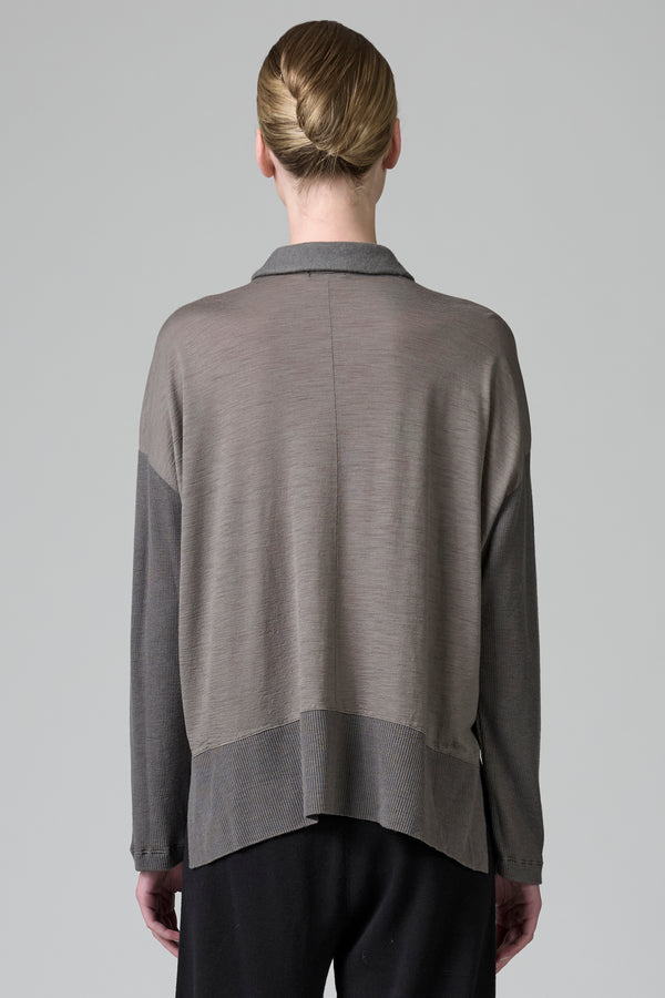 Oversize-Bluse aus Wolljersey mit gerippten Ärmeln und Saum | 1016.CFDTRBK202.31