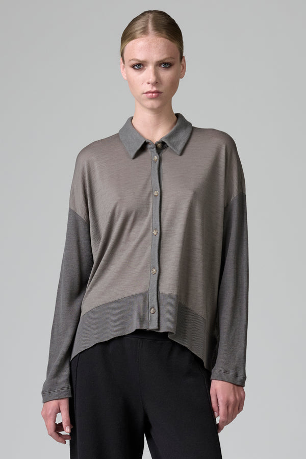 Oversize-Bluse aus Wolljersey mit gerippten Ärmeln und Saum | 1016.CFDTRBK202.31