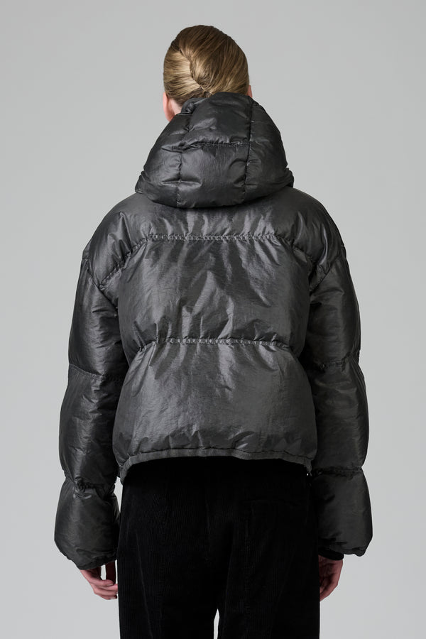 Doudoune courte matelassée à capuche en nylon avec teinture à froid | 1016.CFDTRBS285E.110