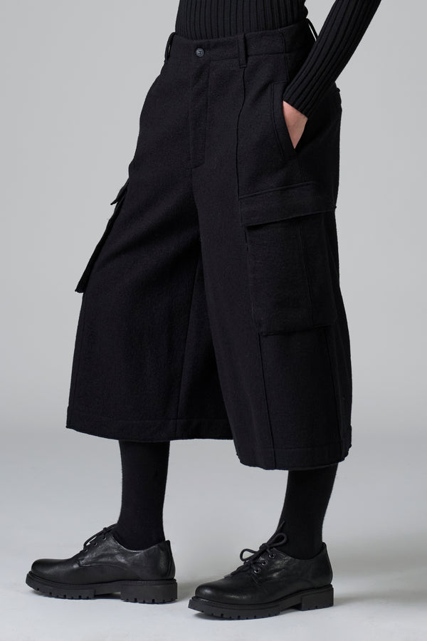 Boiled wool cargo bermuda shorts | 1016.CFDTRBU302.10