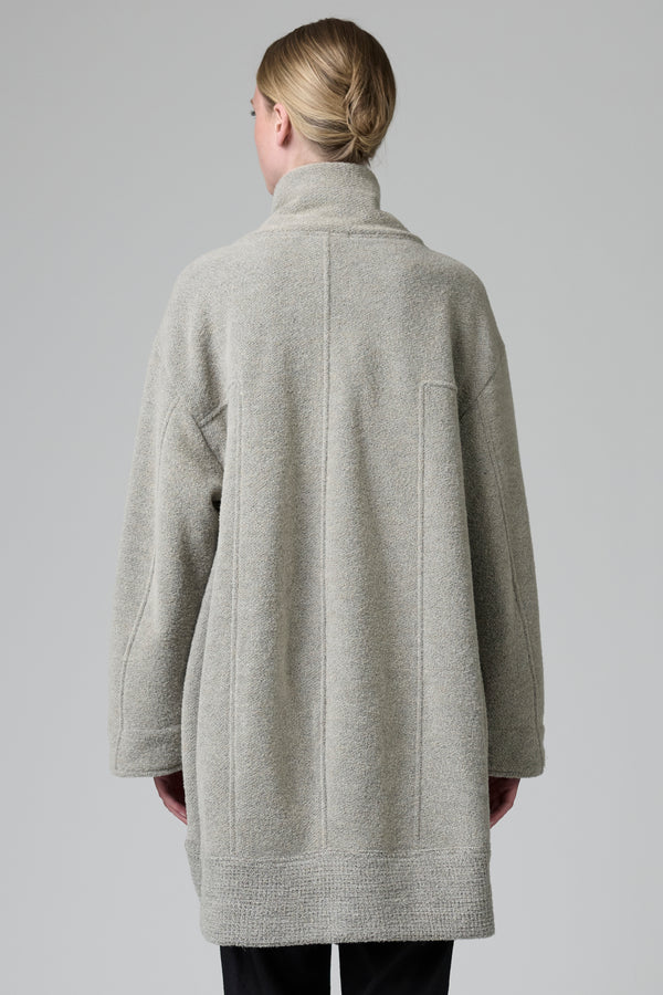 Veste oversize en maille bouclée avec volant en point fantaisie au bas | 1016.CFDTRBY345.21