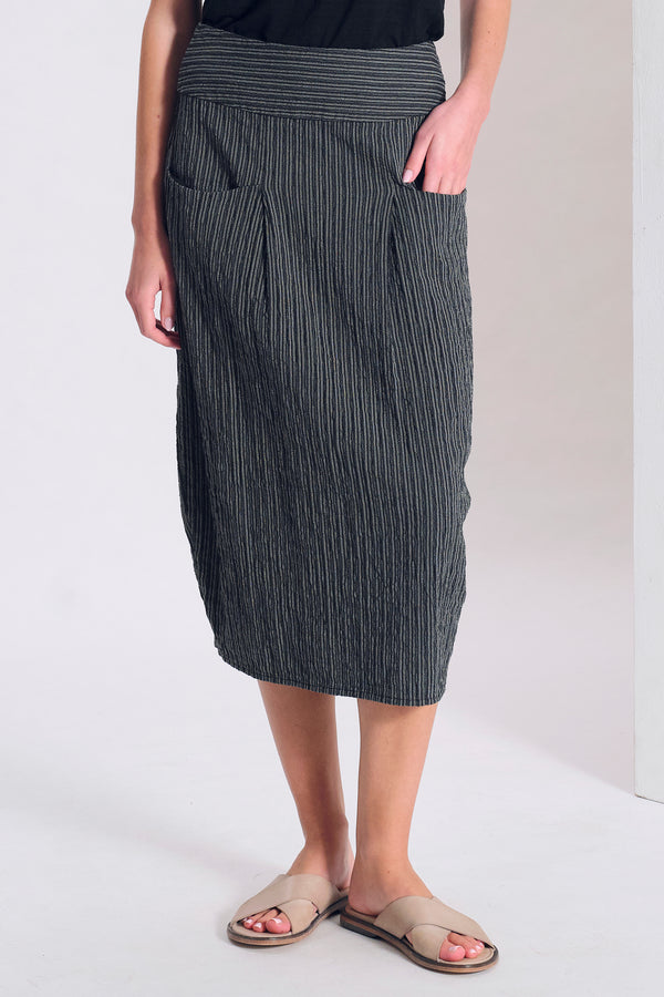 Gonna linea bombée in misto cotone rigato goffrato e spacco sul dietro | 1017.CFDTRCA105.10