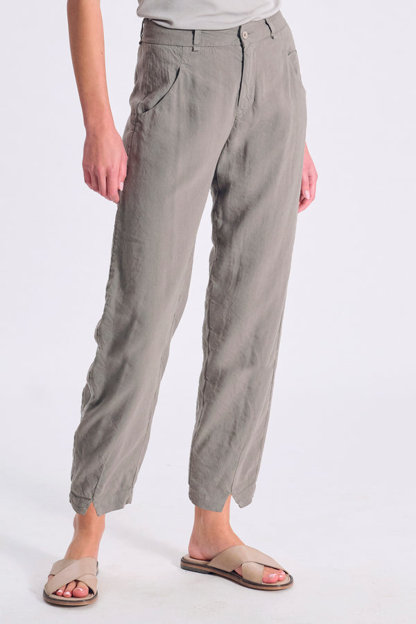 Pantalone comfort fit in lino e viscosa stretch | 1017.CFDTRCC126.12