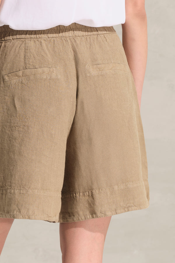 Weite Shorts aus Leinen | 1017.CFDTRCD1305.03