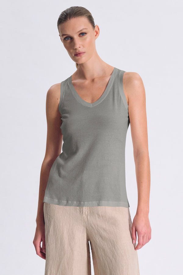 Canotta slim fit scollo a v in jersey di cotone crepe con tessuto a contrasto su collo e giromanica | 1017.CFDTRCG160.12