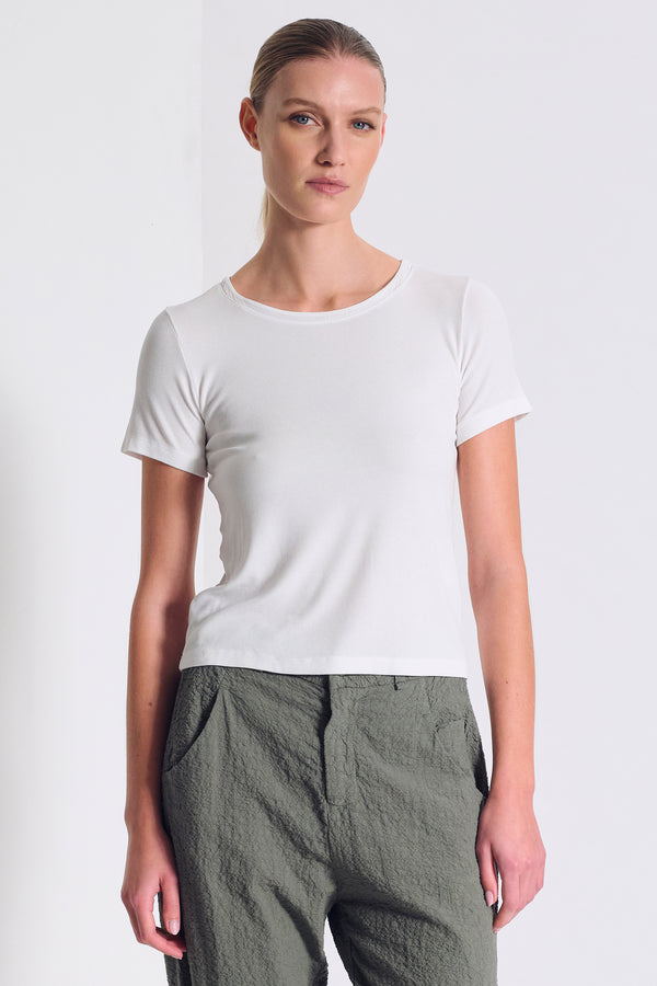 Slim fit T-shirt in light stretch ribbed modal. Insert in viscose georgette on the roundneck and cuf | 1017.CFDTRCI180.00