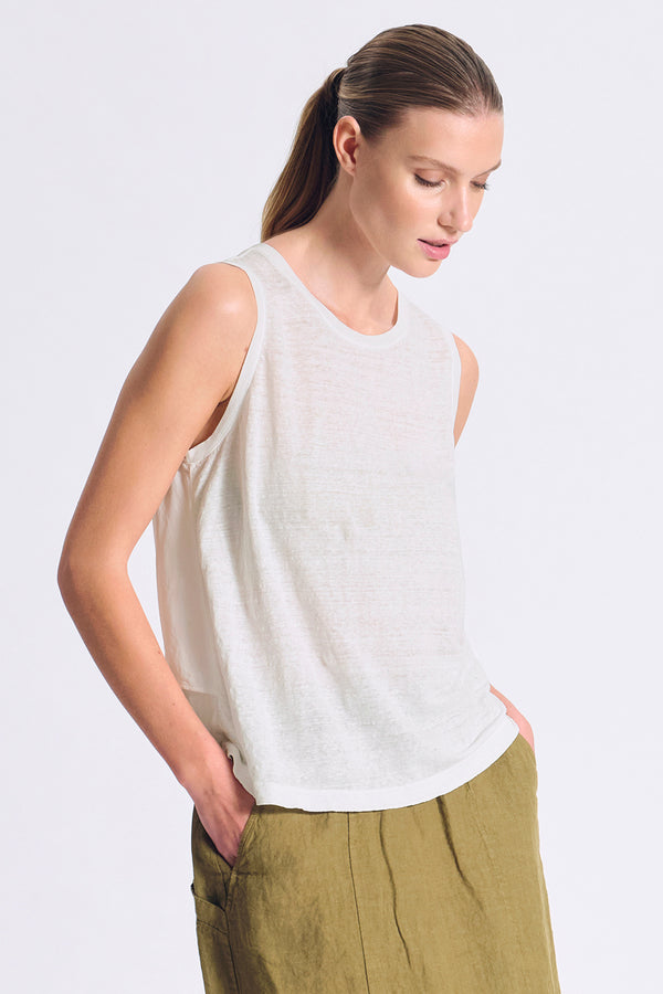 Top im Comfort Fit mit breiten Trägern aus Leinenjersey vorne und aus Georgette hinten mit eingefass | 1017.CFDTRCK200.01
