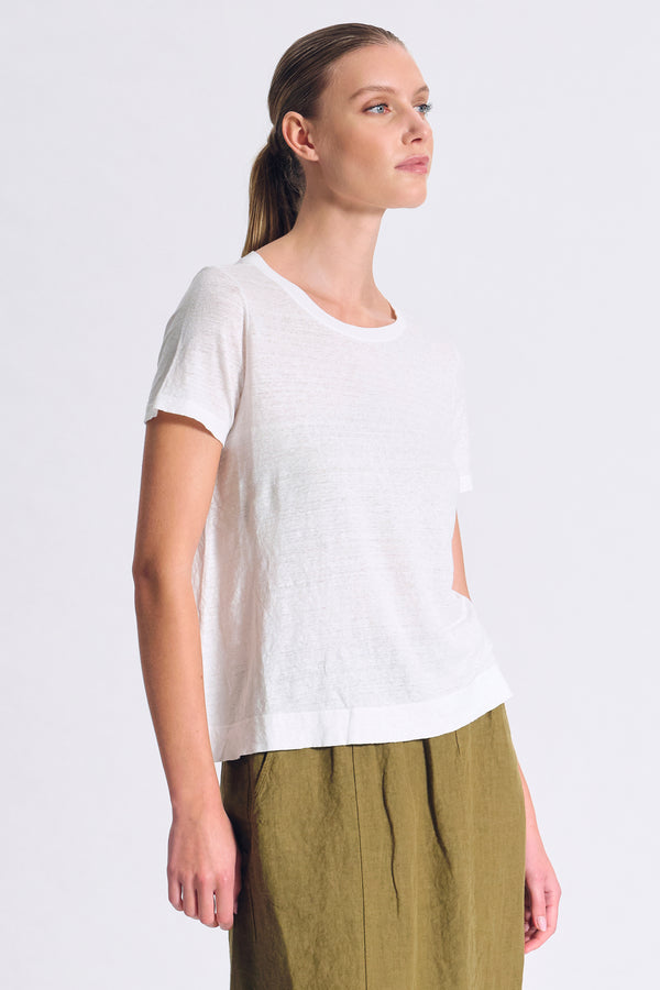 Ausgestelltes Top mit Rundhals, Kurzarm, aus Leinenjersey | 1017.CFDTRCK206.00