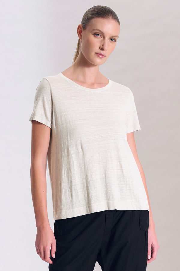 Ausgestelltes Top mit Rundhals, Kurzarm, aus Leinenjersey | 1017.CFDTRCK206.01