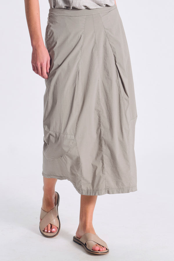 Gonna in popeline stretch dalla linea bombeè con pieghe sul davanti ed elastico dietro | 1017.CFDTRCM226.12