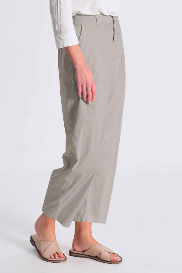 Pantalone comfort fit in popeline stretch con elastico dietro | 1017.CFDTRCM227.12