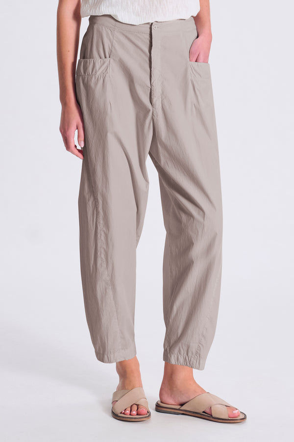 Pantalone taglio ergonomico in tela di cotone con elastico dietro | 1017.CFDTRCN232.21