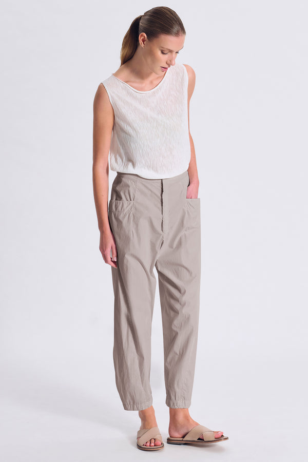 Pantalone taglio ergonomico in tela di cotone con elastico dietro | 1017.CFDTRCN232.21