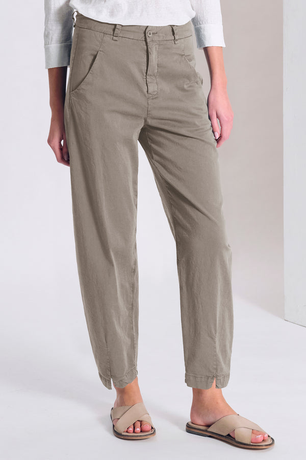 HOSE IM COMFORT FIT AUS ELASTISCHER BAUMWOLLE MIT SATIN-FINISH | 1017.CFDTRCO245.16