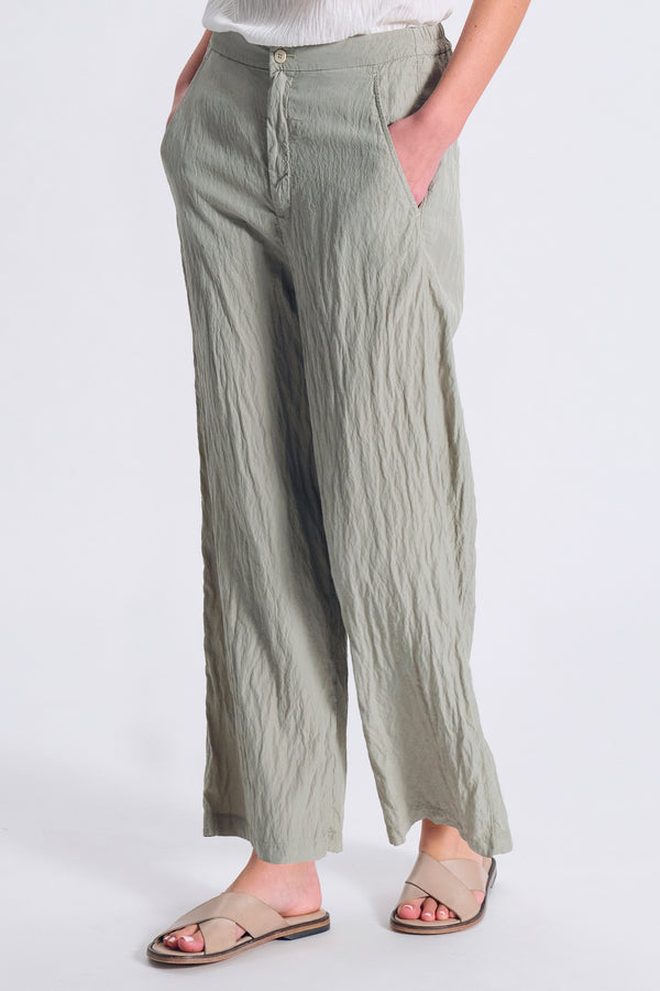 Straight-leg trousers in silk blend with elastic waistband on the back | 1017.CFDTRCV311.14