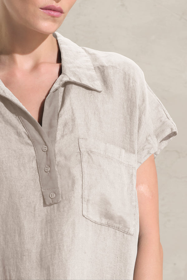 Oversize-Bluse im Polo-Stil mit Flügelärmeln aus Leinen mit Einsätzen aus Viskose-Voile | 1018.CFDTRDB112.02