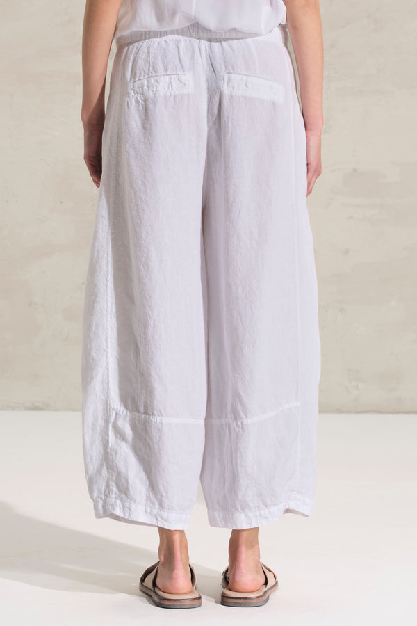 Pantalone cropped gamba larga in lino con pieghe sul fondo. elastico in cintura dietro | 1018.CFDTRDB114.00