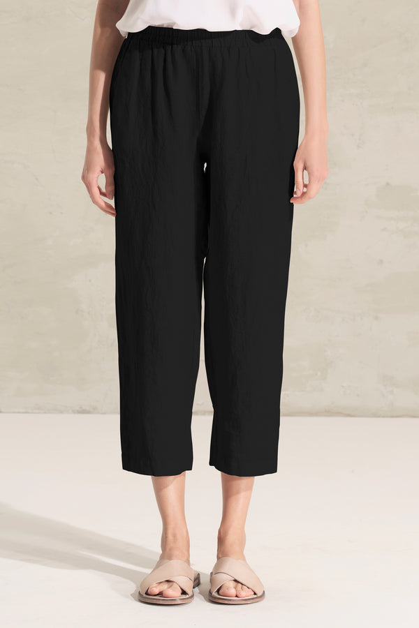 Pantalone in lino con elastico in vita ed inserto in georgette di viscosa | 1018.CFDTRDB119.10