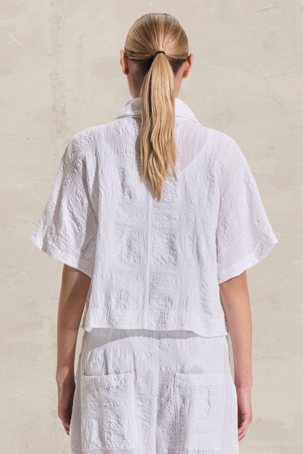 Kurzarmjacke im Kimono-Stil, gaufriert, aus Jacquard-Gewebe aus Baumwolle und Leinen | 1018.CFDTRDJ190.00