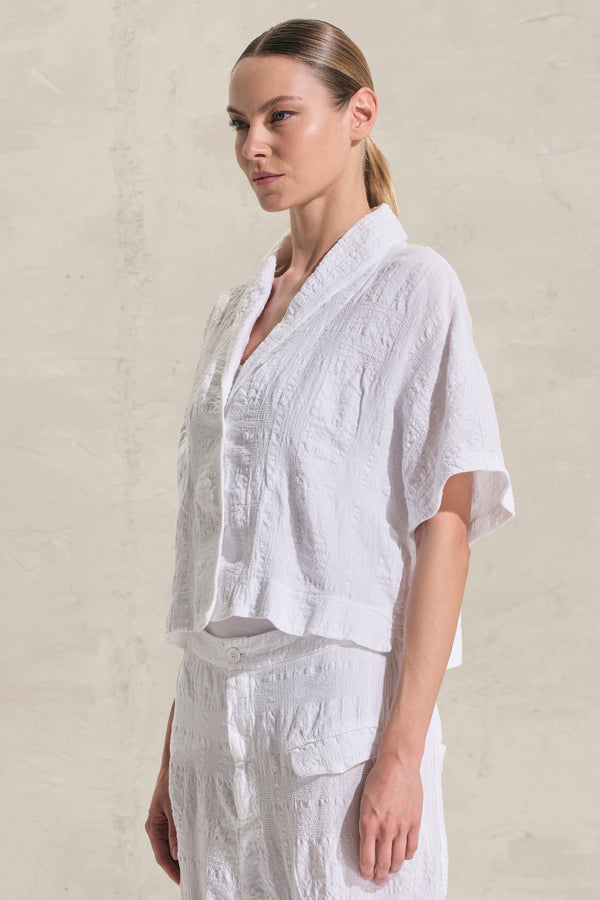 Kurzarmjacke im Kimono-Stil, gaufriert, aus Jacquard-Gewebe aus Baumwolle und Leinen | 1018.CFDTRDJ190.00