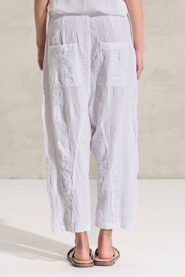 Pantalone con cavallo basso in goffrato di cotone e lino jaquard | 1018.CFDTRDJ191.00