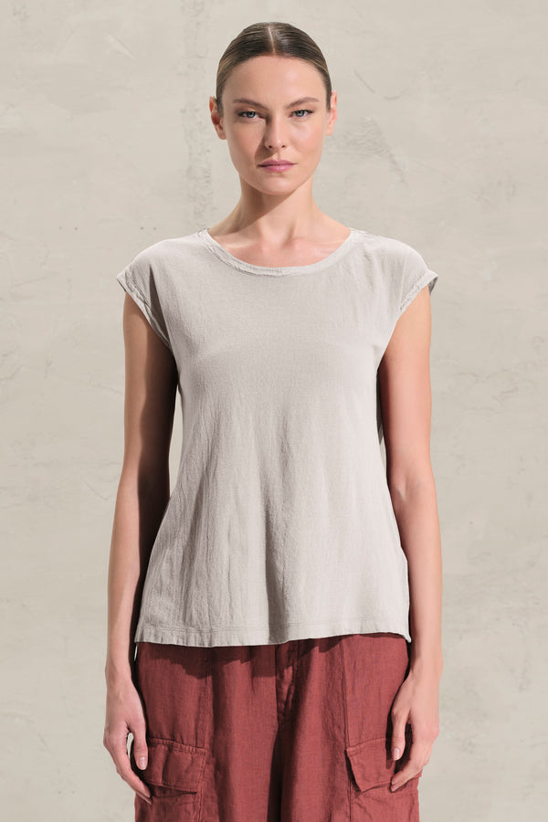 Weit geschnittenes Shirt mit Flügelärmeln aus Baumwollkreppjersey mit Einsätzen aus Baumwollmusselin | 1018.CFDTRDK201.02