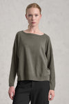 Maglia oversize in viscosa e lana. linea a scatola, collo a barchetta | 1019.CFDTRE11462.04