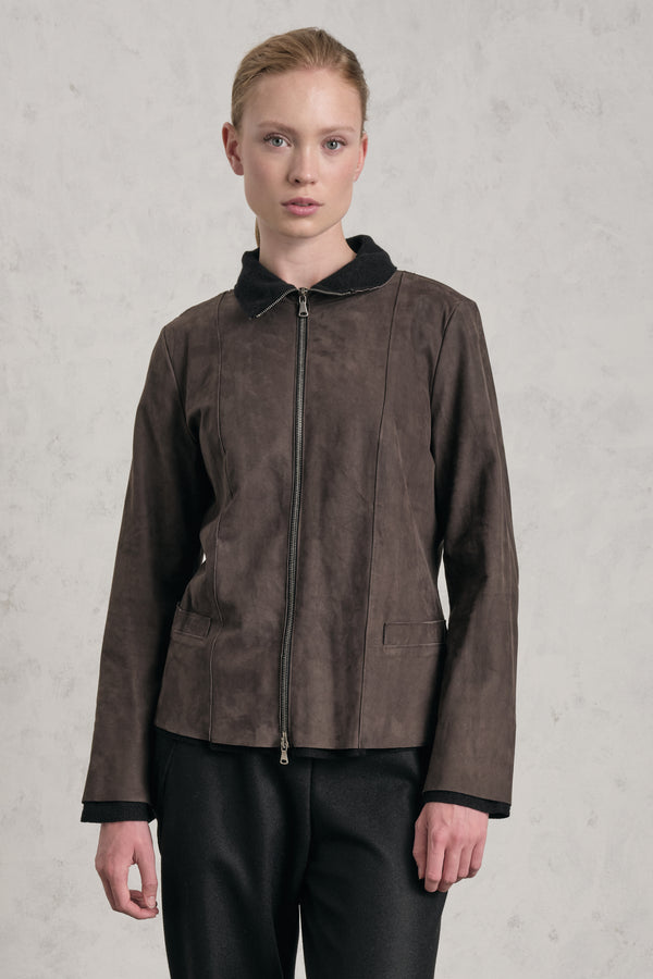 Jacke mit hohem Kragen und Reißverschluss aus gewachstem Leder und Wolltuch-Futter | 1019.CFDTRE3381.06
