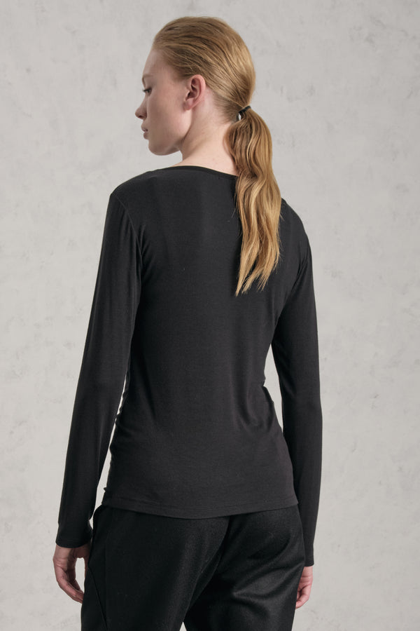 Longsleeve mit V-Ausschnitt mit schmaler Passform aus Modal-Stretch-Jersey | 1019.CFDTREI180.10