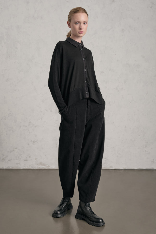 Oversize-Bluse aus Wolljersey mit gerippten Ärmeln und Saum | 1019.CFDTREK202.10