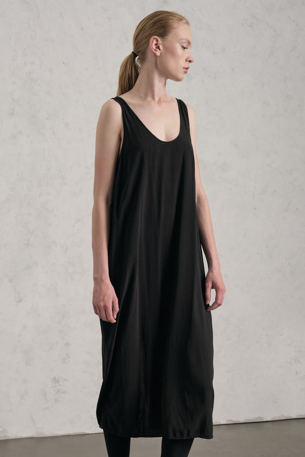 Jupon mi-mollet en viscose | 1019.CFDTREL211.10