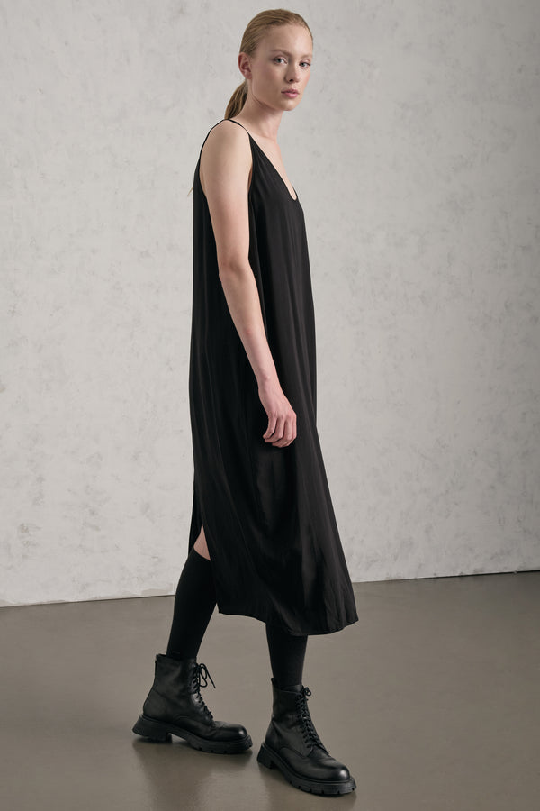 Jupon mi-mollet en viscose | 1019.CFDTREL211.10