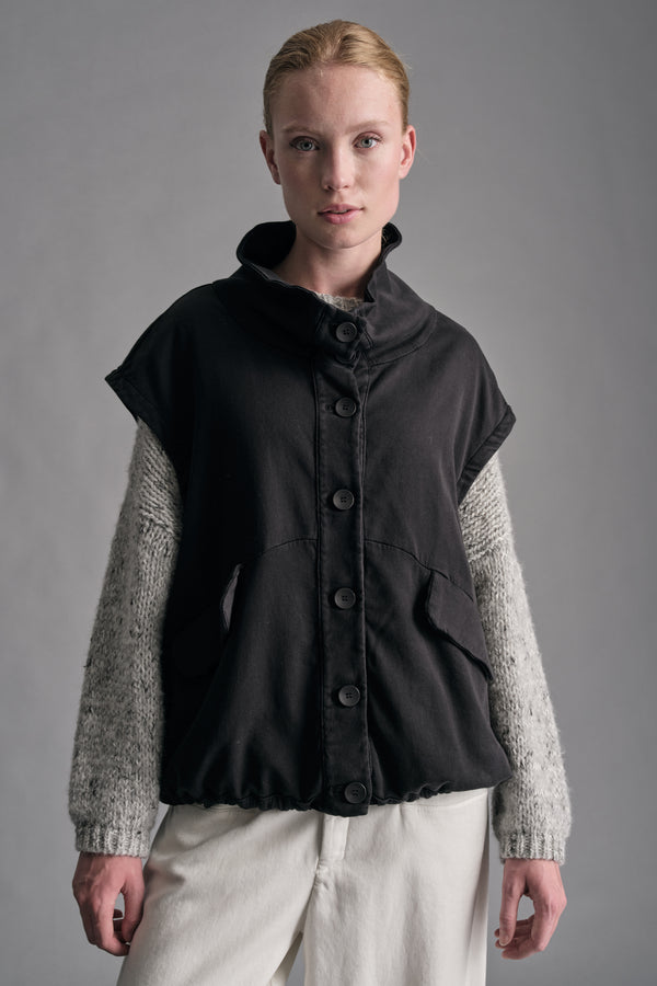 Gilet comfort fit con collo alto e coulisse sul fondo in tencel e cotone stretch | 1019.CFDTREN232.10
