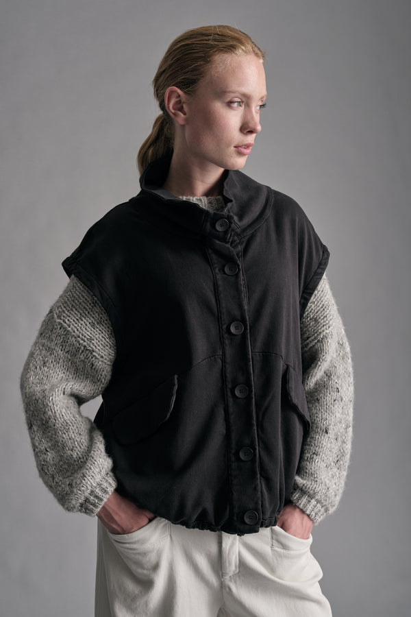 Gilet comfort fit con collo alto e coulisse sul fondo in tencel e cotone stretch | 1019.CFDTREN232.10